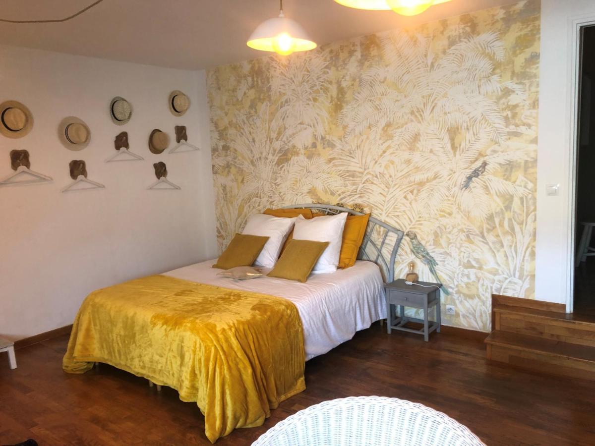Grande Chambre Familiale Jaune Tout Bonnement Bien Putot-en-Auge Екстер'єр фото